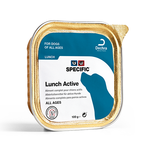 SPECIFIC Lunch er vådfoderpaté til den aktive hund. Det kan fx være hunde, der deltager i jagt, sport eller er i tjeneste, og som har brug for et mindre måltid for at holde energiniveauet.